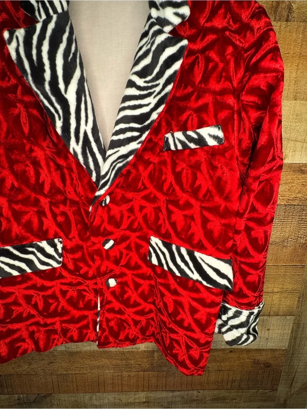 VTG Pimp Red Crush Velvet Zebra Trim Costume Smoking Jacket Pants Set Halloween